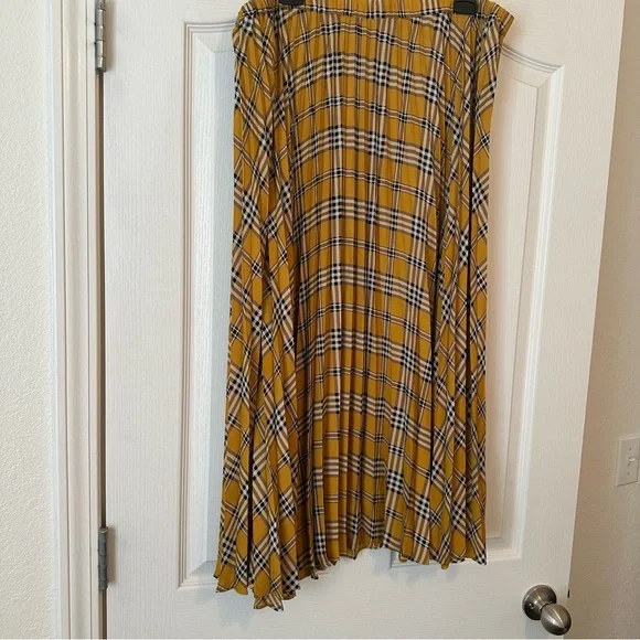 Vince Camuto Mustard Plaid A-Line Skirt - Picture 2 of 4